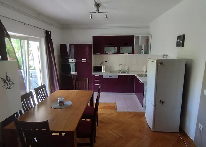 Jakovljevic Apartamento *